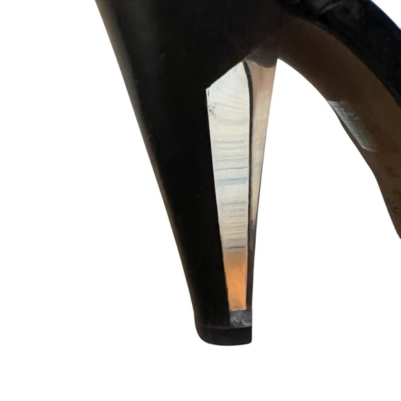 Fashionista Black Patent Heels with Lucite Detail – Size 8 - Picture 4 of 4